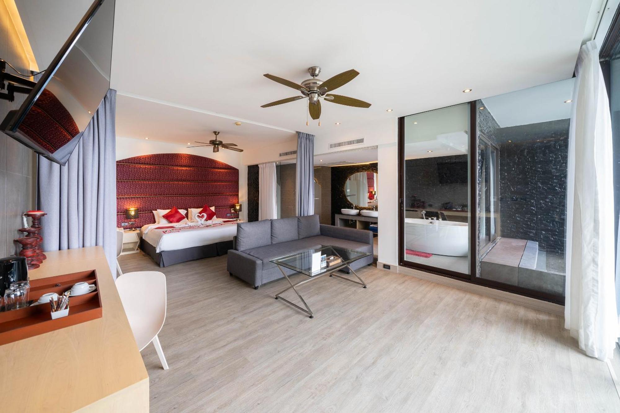 Indochine Resort And Villas - Sha Extra Plus Patong Dış mekan fotoğraf Suite