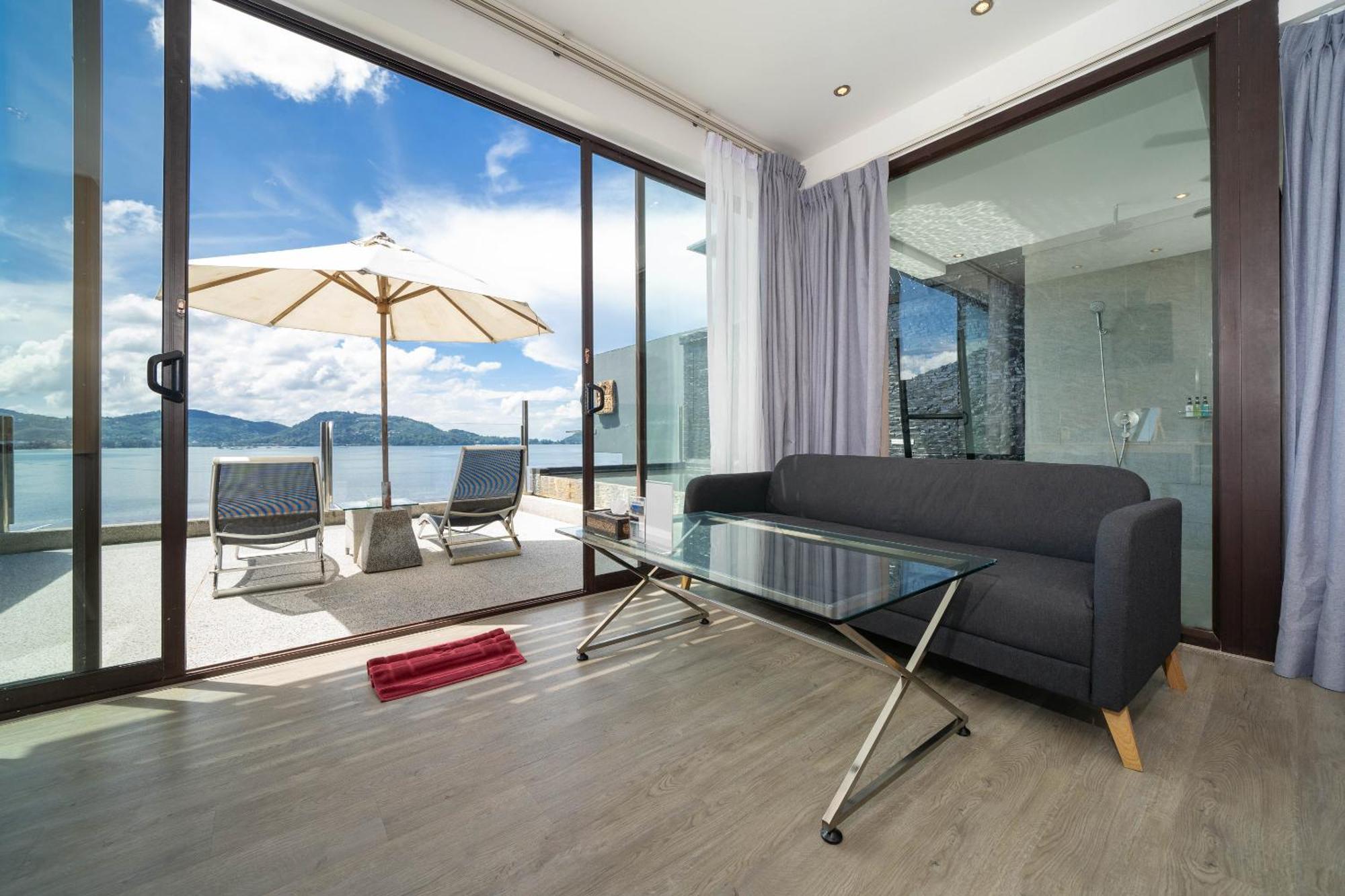 Indochine Resort And Villas - Sha Extra Plus Patong Dış mekan fotoğraf A room with a view of the sea