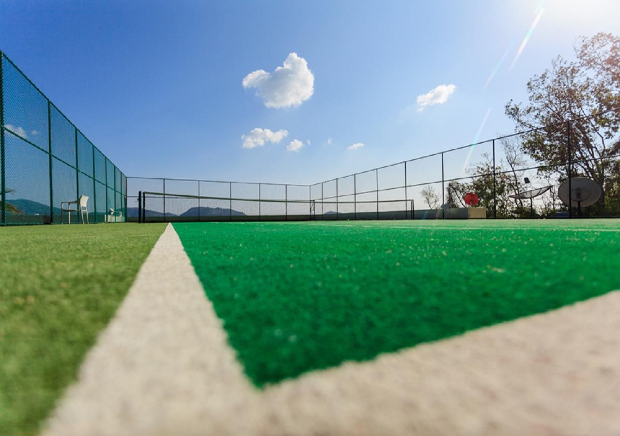 Indochine Resort And Villas - Sha Extra Plus Patong Dış mekan fotoğraf Artificial grass tennis court